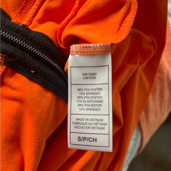 NWT Fanatics NFL Cleveland Brown Full Zip Stretch Hooded Jacket Women Small. - Picture 7 of 11